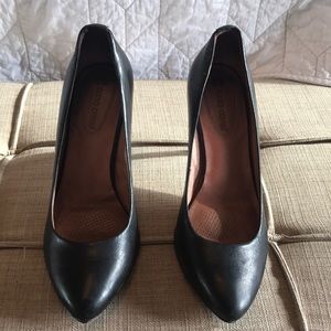 Corso Como - Black Pumps (Size 7)